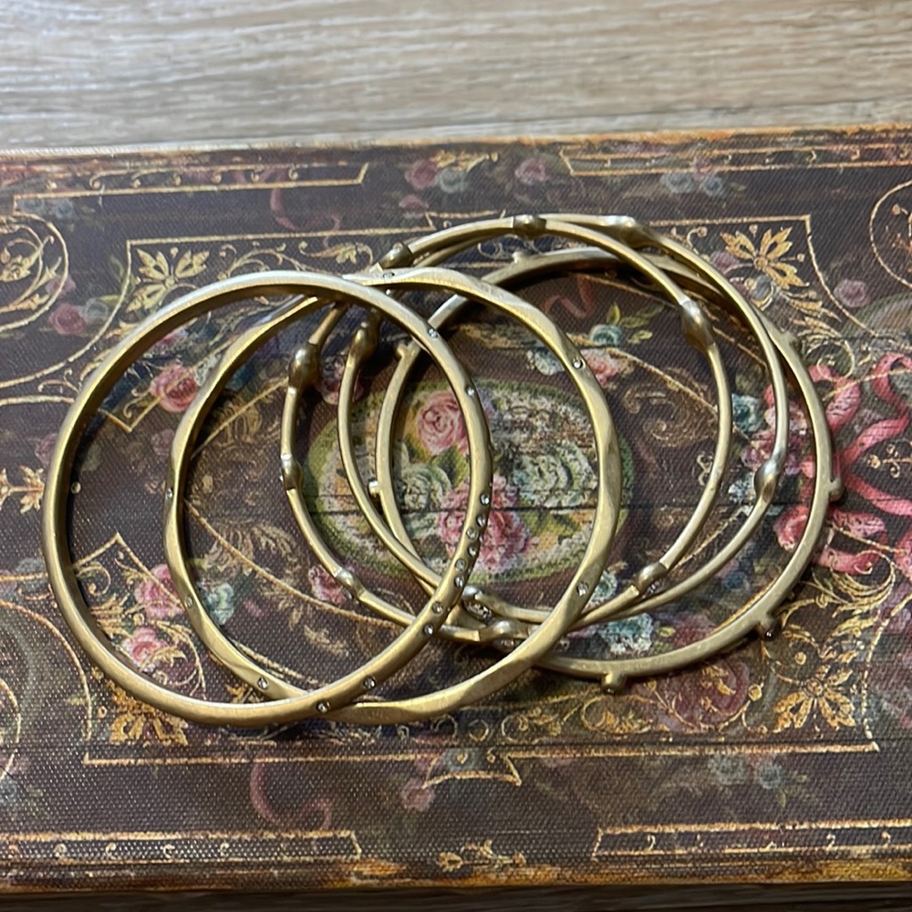 Lia Sophia bangle set